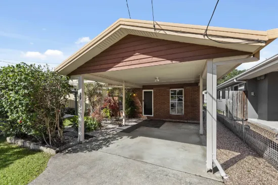 14B Clare Avenue, Wynnum West, Qld 4178