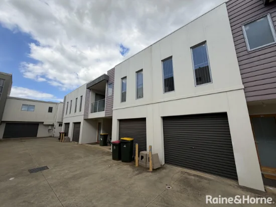 15/16 Swinden Crescent, Blakeview, SA 5114