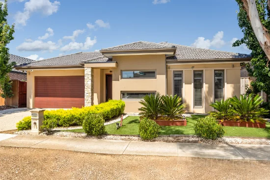 15 Airlie Avenue, Point Cook, Vic 3030