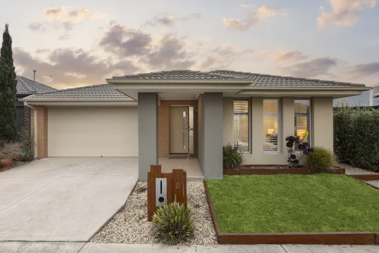 15 Albany Way, Charlemont, Vic 3217 - For Sale
