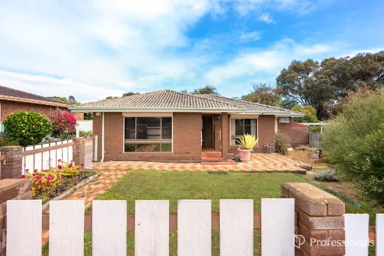 15 Assen Street, Rangeway, WA 6530