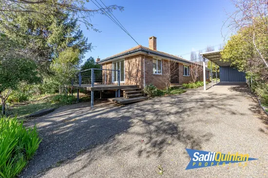 15 Barron Street, Deakin, ACT 2600