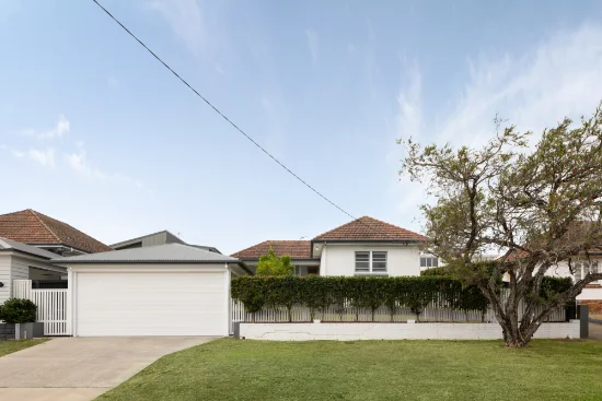 15 Benecia Street, Wavell Heights, Qld 4012