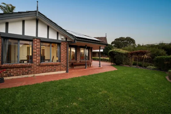 15 Bennett Close, Aberfoyle Park SA 5159-Image