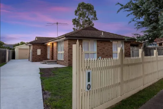 15 Bianchi Court, Keilor Downs, Vic 3038