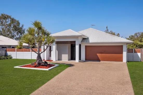 15 Bilbao Place, Bushland Beach, Qld 4818