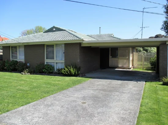 15 Binding Avenue, Cranbourne, Vic 3977