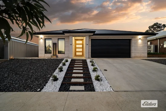 15 Birchall Crescent, Leneva, Vic 3691