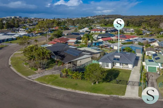 15 Braemar Road, Caves Beach, NSW 2281