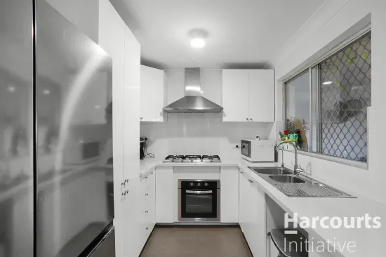 15 Brecknock Way, Girrawheen, WA 6064