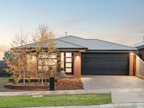 15 Brilliante Circuit, Langwarrin, Vic 3910