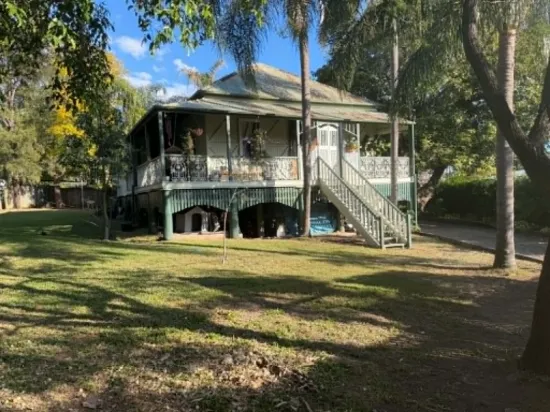 15 BRISBANE ROAD, Dinmore, Qld 4303