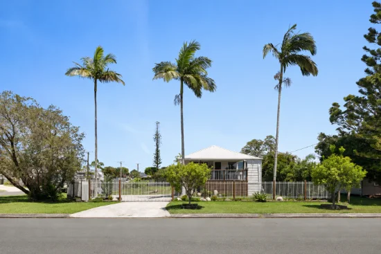 15 Broadsea Avenue, Maroochydore, Qld 4558 - For Sale