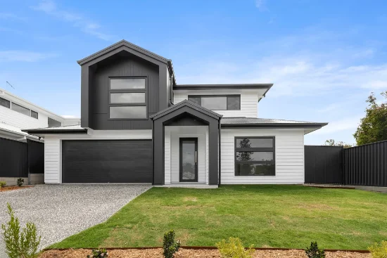 15 Campbell Terrace, Oxley QLD 4075 - For Rent