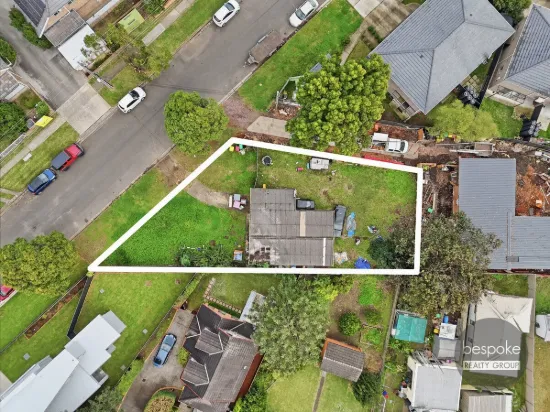 15 Canberra Street, Oxley Park, NSW 2760