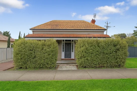 15 Carolin St, Flora Hill, Vic 3550