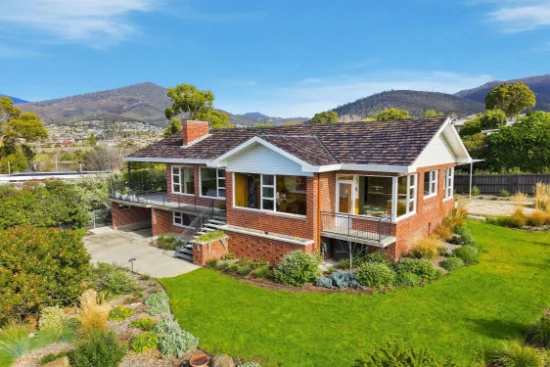 15 Casuarina Crescent, Berriedale, Tas 7011
