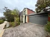 15 Central Parkway, Caroline Springs, Vic 3023