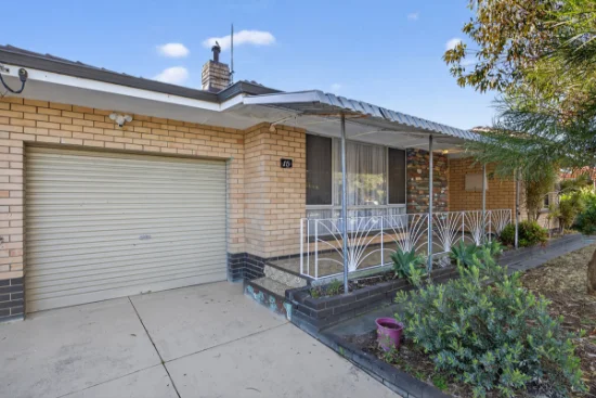 15 Chapman Road, Calista, WA 6167