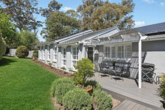 15 Charlton Close, Bowral, NSW 2576