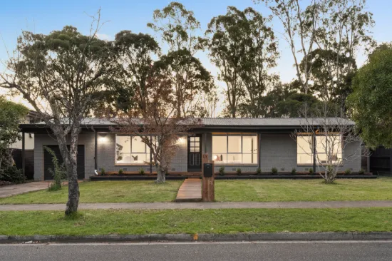 15 Cheviot Avenue, Berwick, Vic 3806