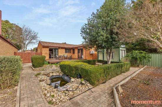 15 Clavert Place, Florey, ACT 2615