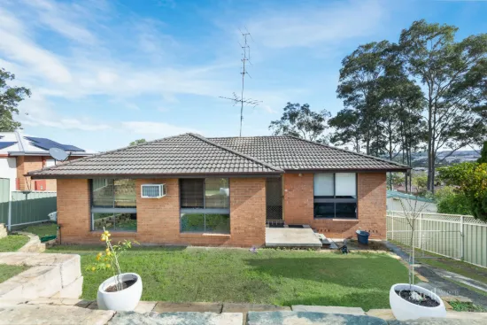 15 Clayton Crescent, Rutherford, NSW 2320