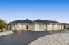 15 Clematis Drive, Taylors Lakes, Vic 3038