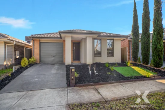 15 Cobble St, Melton South, Vic 3338