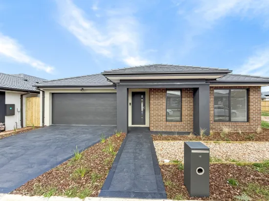 15 Comb St, Manor Lakes, Vic 3024