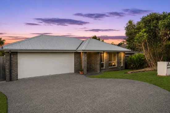 15 Cooleroo Crescent, Southport, Qld 4215