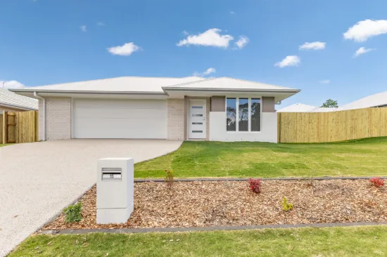 15 Cooper Circuit, Nikenbah, Qld 4655