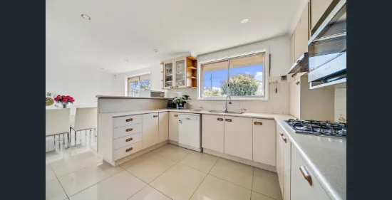 15 Degraves Crescent, Wanniassa, ACT 2903