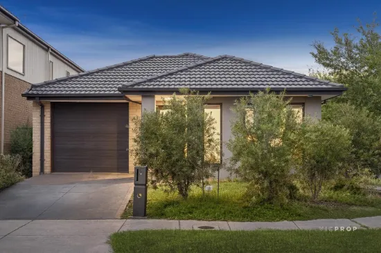 15 Dingo Street, Point Cook, Vic 3030