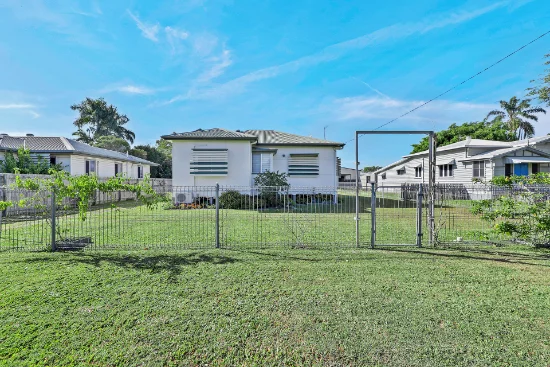 15 Douglas Street, West Mackay, Qld 4740