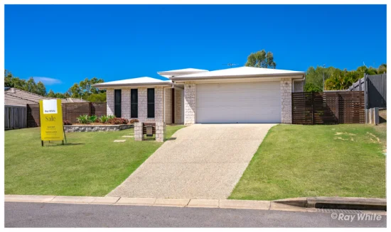 15 Dune Circle, Lammermoor, Qld 4703