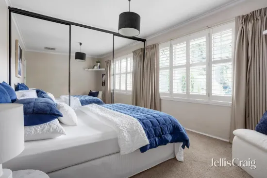 15 Eclipse Crescent, Watsonia, Vic 3087-Image