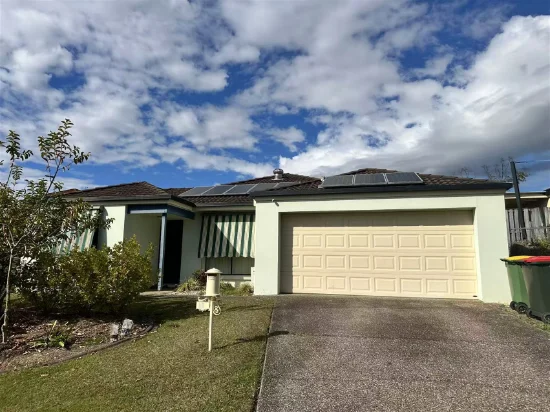 15 Etelka way, Arundel, Qld 4214