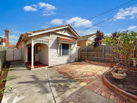 15 Forrester St, Essendon, Vic 3040 - For Rent