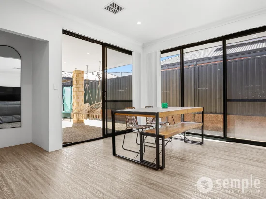 15 Foxtail Grove, Wandi, WA 6167-Image