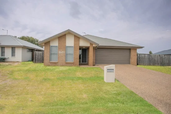 15 Freeman Close, Chinchilla, Qld 4413