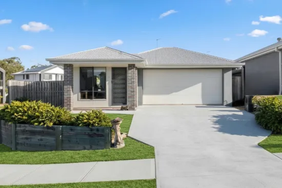 15 Gem Circuit, Park Ridge, Qld 4125