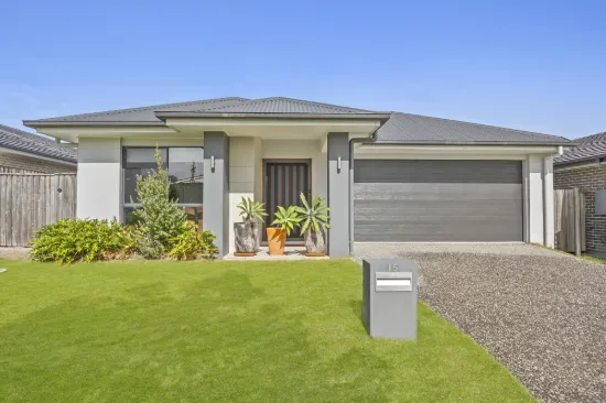 15 Glenbrook Street, Ningi, Qld 4511