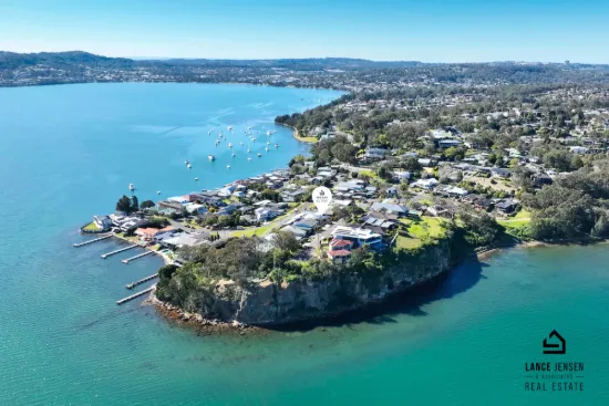 15 Gordon Street, Eleebana, NSW 2282
