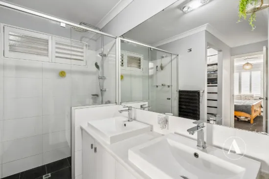 15 Grapestone Road, Piara Waters, WA 6112-Image