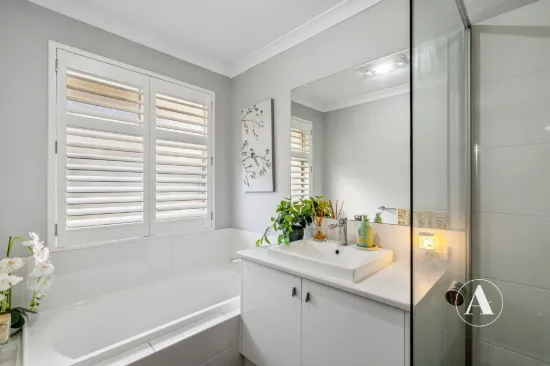 15 Grapestone Road, Piara Waters, WA 6112-Image