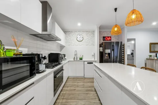 15 Grapestone Road, Piara Waters, WA 6112-Image