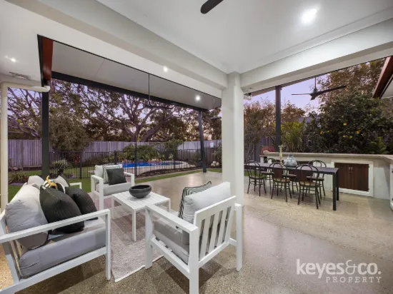 15 Greentree Circuit, Bushland Beach, Qld 4818