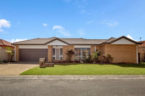 15 Greenwich Ct, Robina, Qld 4226