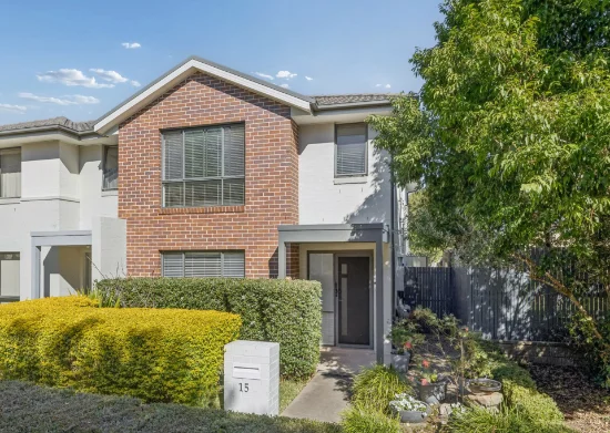 15 Hadlow Avenue, Glenfield, NSW 2167